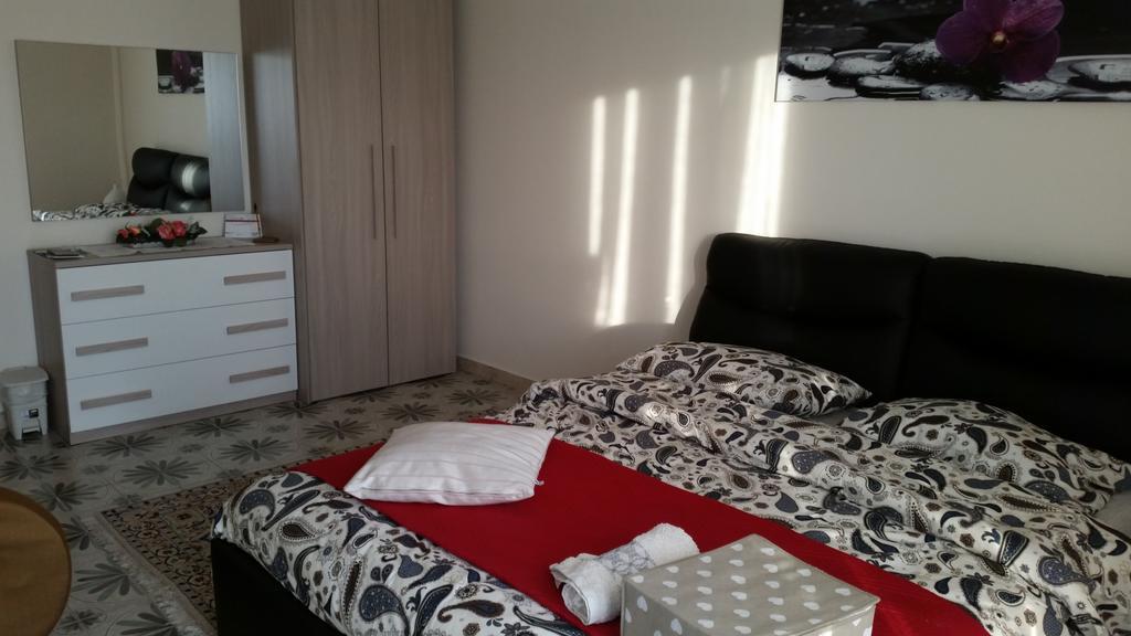 Lian Room B&B 카세르타 객실 사진